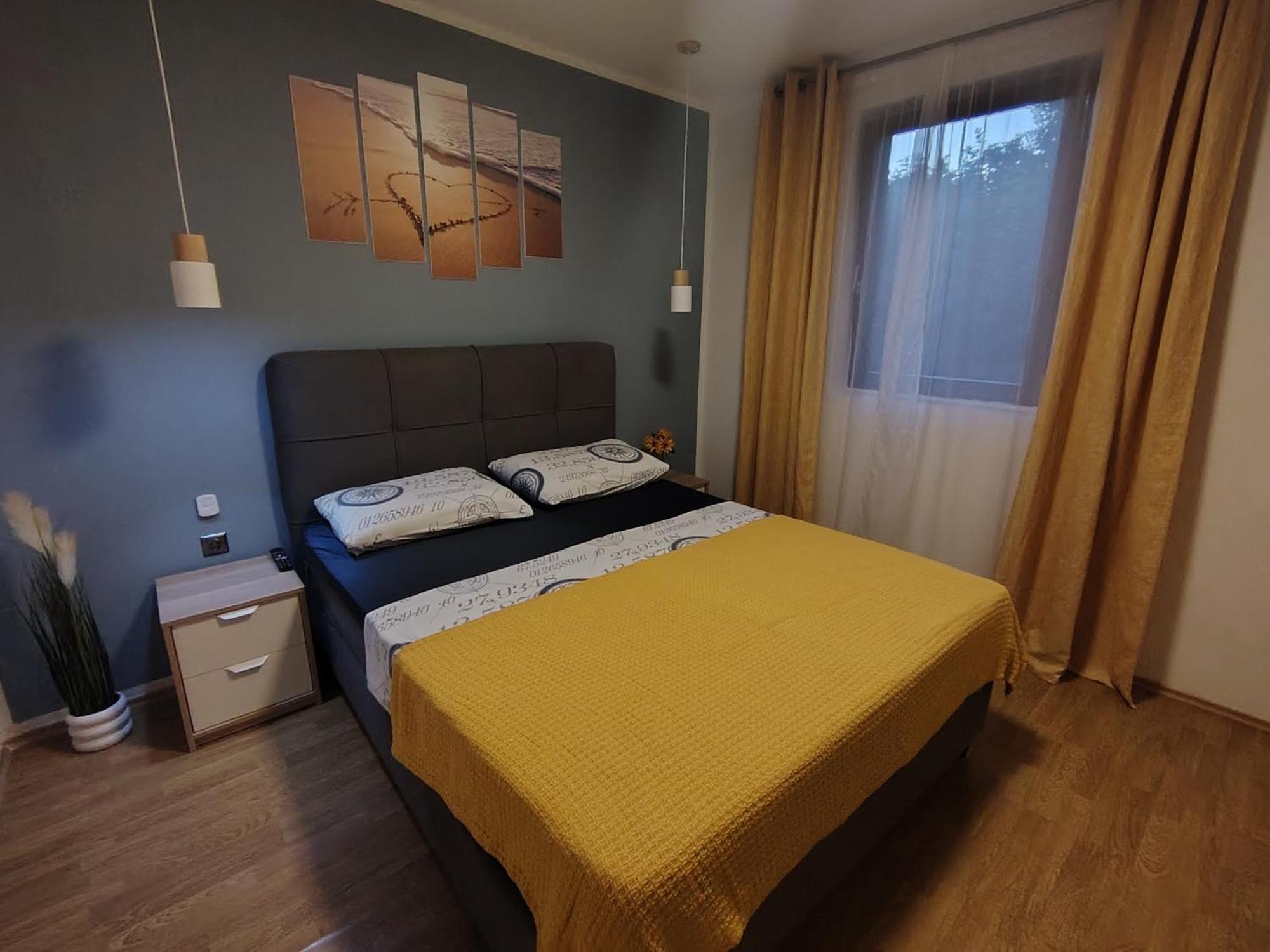 Apartman Hric -50M Od Plaze- Mali Lošinj Exteriör bild